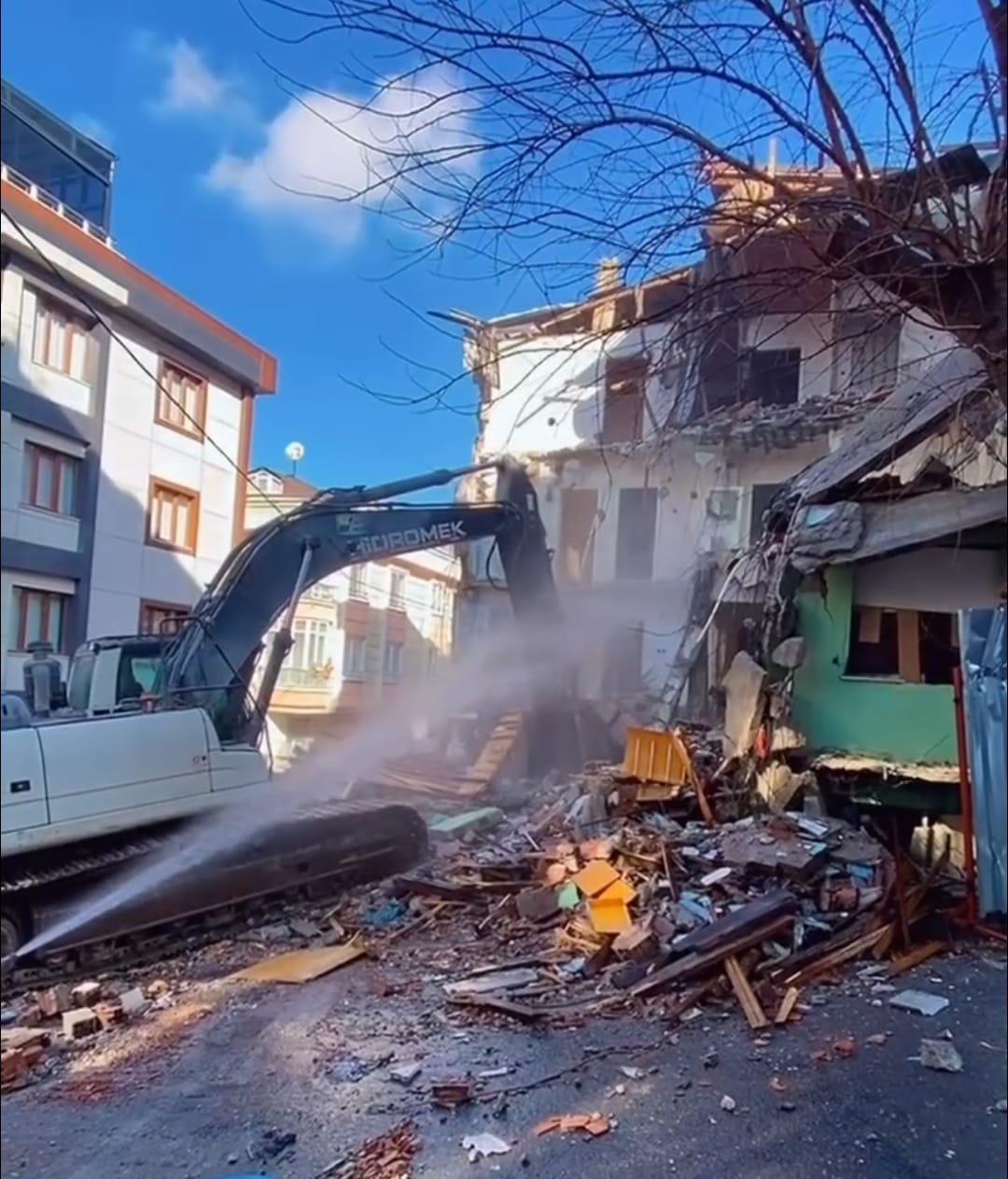 Demirel Apartmanı Projesi